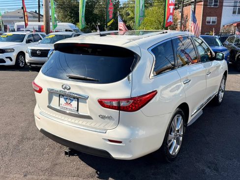 Used 2015 INFINITI QX60 FWD w/ Deluxe Touring Package image 7