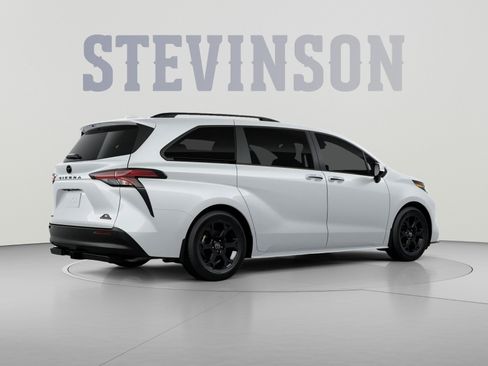 New 2026 Toyota Sienna XLE Woodland Edition AWD/4WD image 10