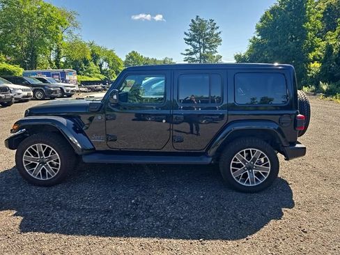Used 2024 Jeep Wrangler High Altitude AWD/4WD image 4