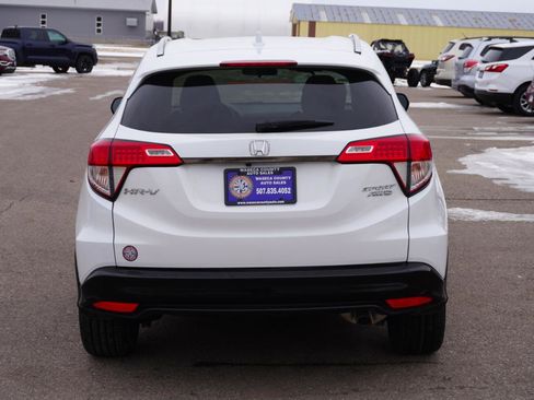 Used 2022 Honda HR-V Sport image 4