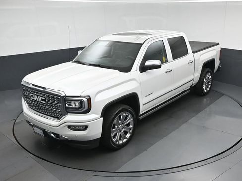 Used 2018 GMC Sierra 1500 Denali w/ Denali Ultimate Package AWD/4WD image 60