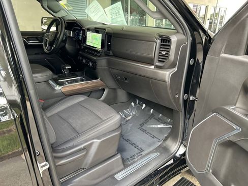 Used 2025 Chevrolet Silverado 1500 RST image 27