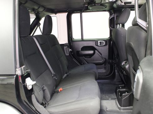 Used 2021 Jeep Wrangler Unlimited Sport AWD/4WD image 17