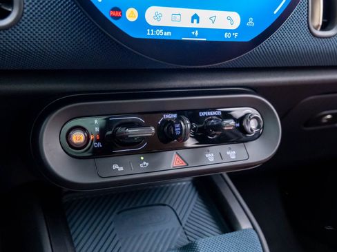 Used 2025 MINI Cooper Countryman S w/ Comfort Package Max image 28