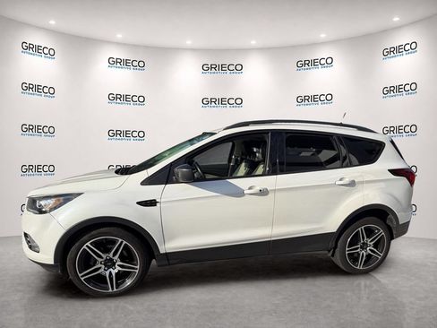 Used 2019 Ford Escape SEL FWD image 4