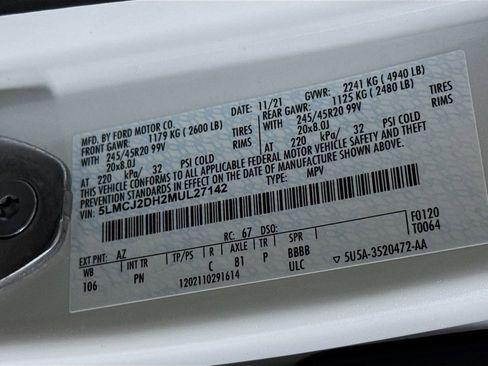 Used 2021 Lincoln Corsair Reserve image 35