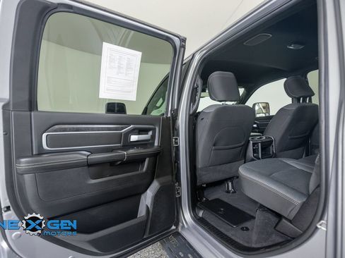 Used 2024 RAM 2500 Big Horn w/ Night Edition AWD/4WD image 26