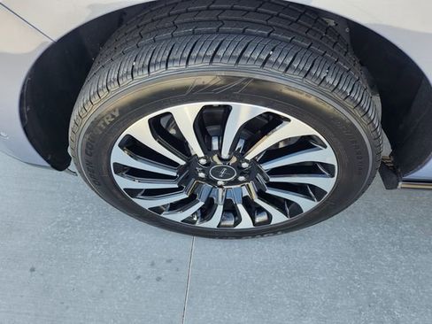 Used 2022 Lincoln Navigator Black Label image 52