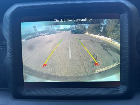 Used 2022 Jeep Wrangler Unlimited Sahara w/ Cold Weather Group image 25