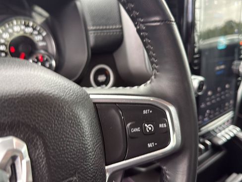 Used 2023 RAM 1500 Laramie AWD/4WD image 12