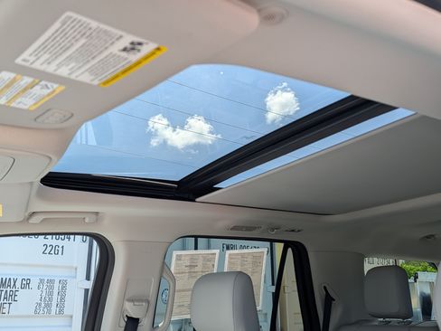Certified 2025 Ford Expedition Platinum AWD/4WD image 28