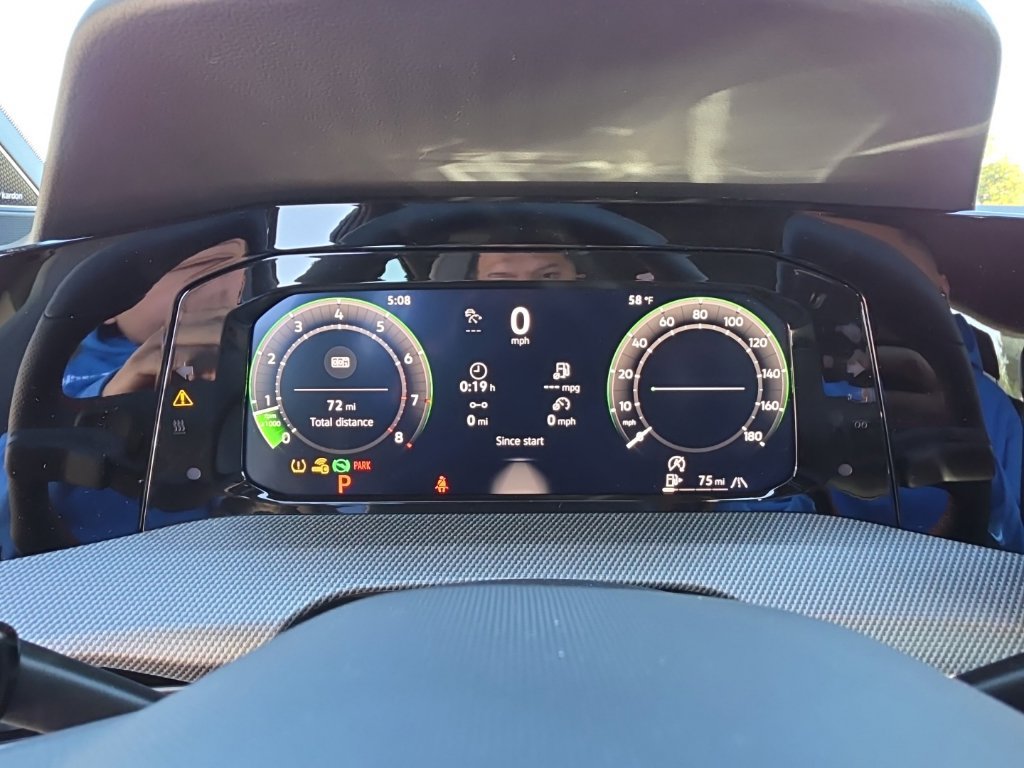 New 2026 Volkswagen GTI SE FWD image 15