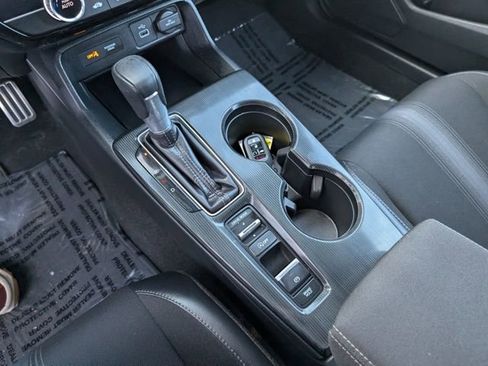 Used 2024 Honda Civic Sport image 16