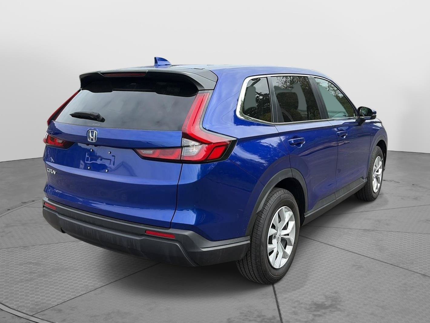 Used 2025 Honda CR-V LX image 7