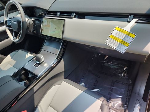 Certified 2026 Land Rover Range Rover Velar S image 27