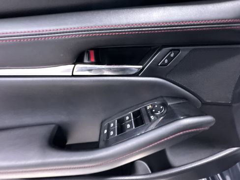 Used 2024 MAZDA MAZDA3 s image 12