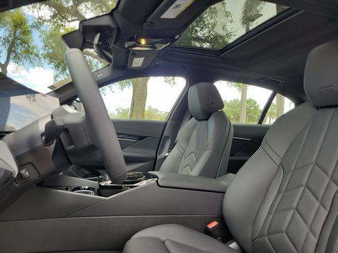 New 2026 BMW i5 eDrive40 w/ Premium Package image 22