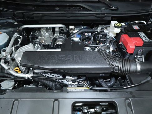 Certified 2026 Nissan Rogue SV image 34