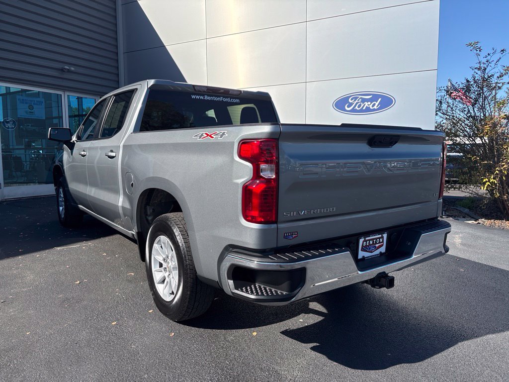 Used 2025 Chevrolet Silverado 1500 LT AWD/4WD image 4