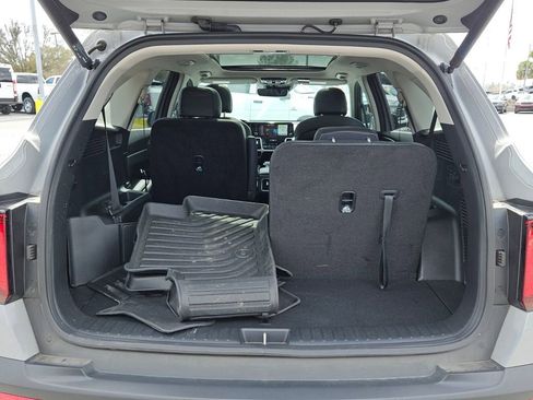 Used 2023 Kia Sorento X-Line EX image 13