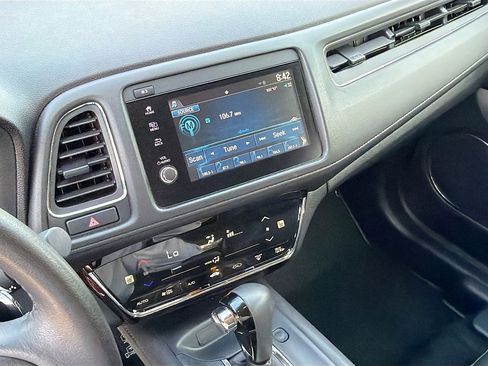 Used 2019 Honda HR-V EX-L image 25