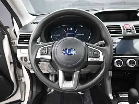 Used 2018 Subaru Forester 2.5i Premium AWD/4WD image 22