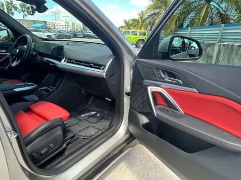 Used 2025 BMW X1 xDrive28i w/ Convenience Package image 32