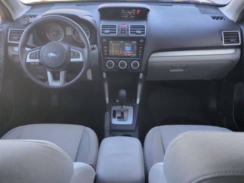 Used 2018 Subaru Forester 2.5i Premium w/ All-Weather Package image 14