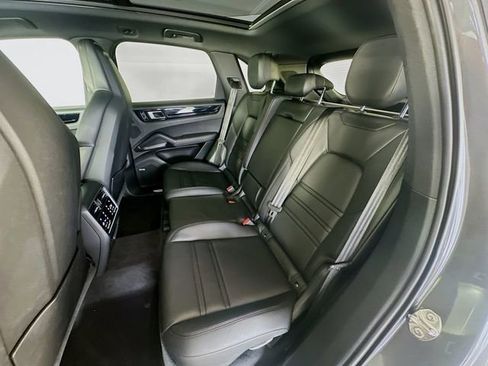Used 2019 Porsche Cayenne S AWD/4WD image 25