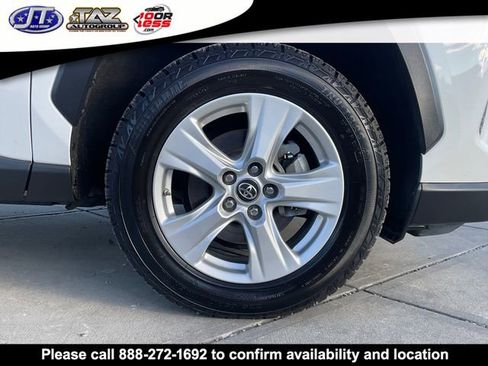 Used 2019 Toyota RAV4 XLE w/ Convenience Package image 9