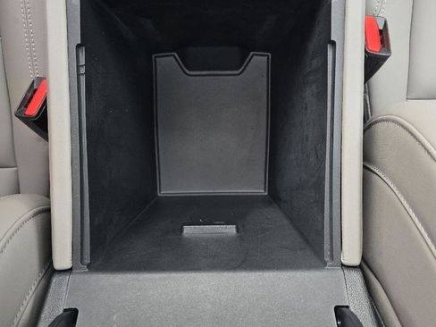 Used 2024 GMC Acadia Elevation w/ Luxury Package image 23