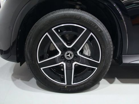 Certified 2026 Mercedes-Benz GLC 300 4MATIC image 17