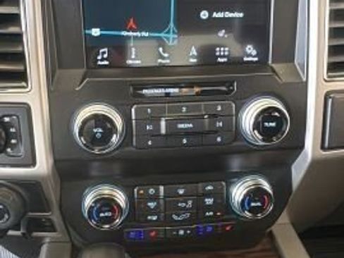 Used 2019 Ford F150 Lariat w/ Equipment Group 502A Luxury image 21