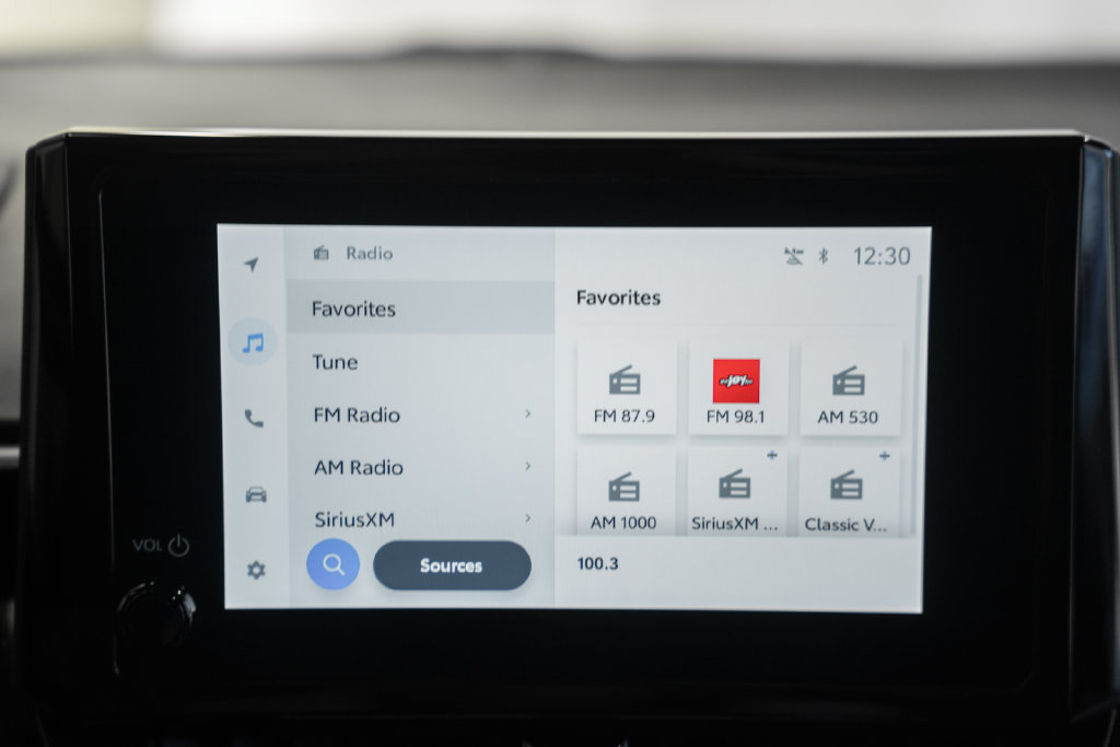 Used 2025 Toyota Corolla LE FWD image 15