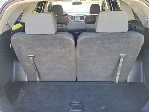 Used 2020 Kia Sorento LX image 8