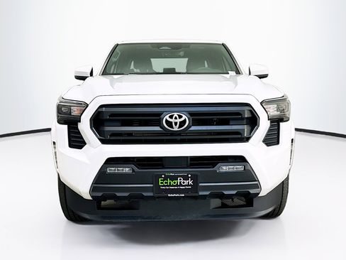 Used 2024 Toyota Tacoma SR5 image 2