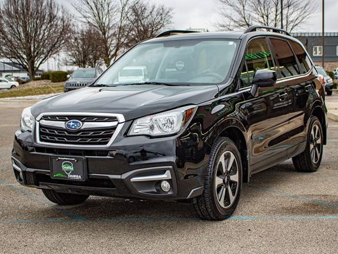 Used 2017 Subaru Forester 2.5i Premium image 3