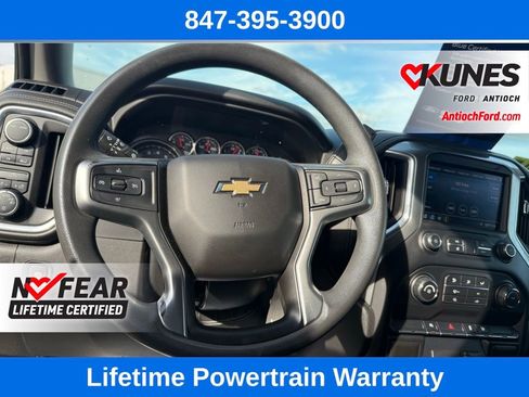 Used 2020 Chevrolet Silverado 1500 LT image 32