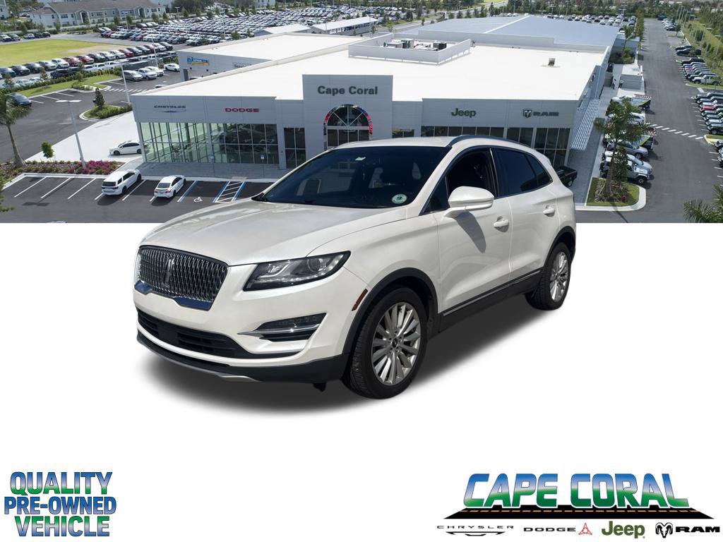 Used 2019 Lincoln MKC Premiere FWD image 1