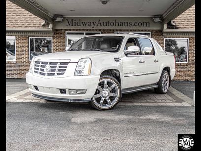 Used 2010 Cadillac Escalade EXT Luxury