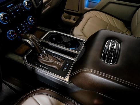 Used 2019 Ford F150 Limited w/ Trailer Tow Package image 29