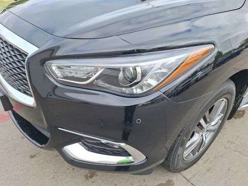 Used 2019 INFINITI QX60 Luxe w/ Essential Package image 10