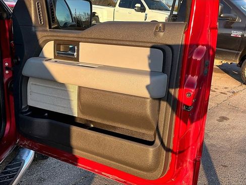 Used 2014 Ford F150 XLT w/ XLT Chrome Package image 20