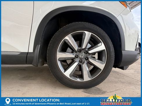 Used 2023 Honda Pilot Touring image 6