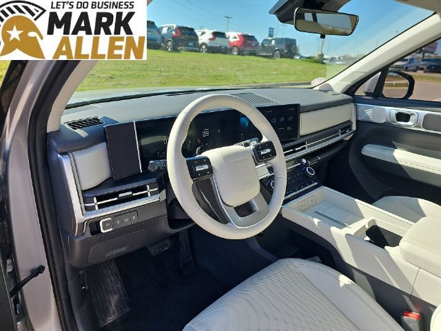 Used 2026 Hyundai Santa Fe SEL FWD image 10