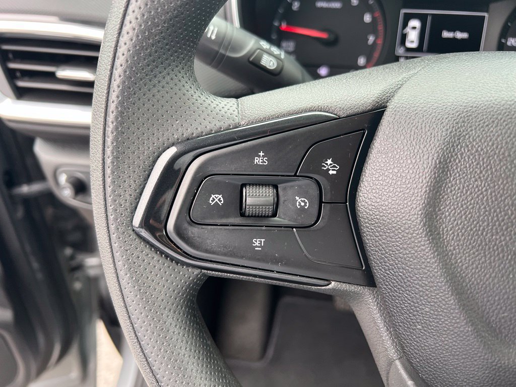 Used 2023 Chevrolet TrailBlazer LT FWD image 38