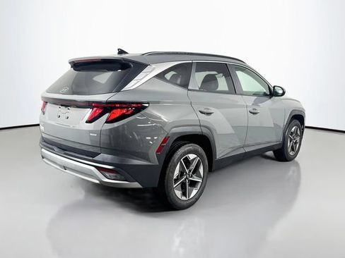 Certified 2025 Hyundai Tucson SEL AWD/4WD image 6