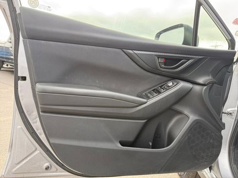 Used 2023 Subaru Crosstrek 2.0i Premium image 24