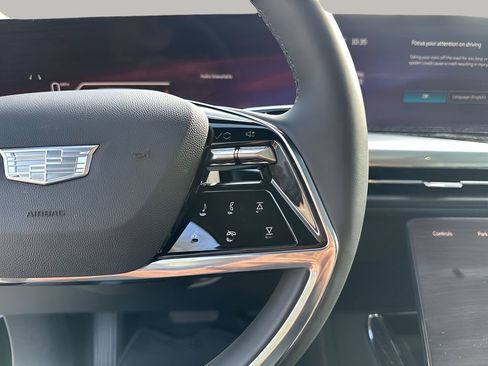 New 2026 Cadillac Escalade IQL Luxury image 32