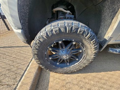 Used 2021 Chevrolet Silverado 1500 Custom RWD image 9